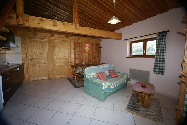 Foto van Vakantiehuis in Walscheid bij bos en meren - Vakantiehuis in Walscheid Eigenthal - LivingRoom