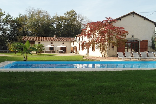 Foto van Luxe vakantiehuis met privézwembad - Vakantiehuis in Buzon - ExteriorSummer