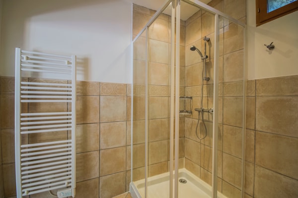 Foto van Luxe vakantiehuis met privézwembad - Vakantiehuis in Buzon - BathRoom