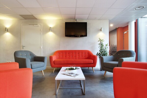 Foto van Appartement in Lyon bij Bioparc - Vakantiehuis in Lyon - HallReception