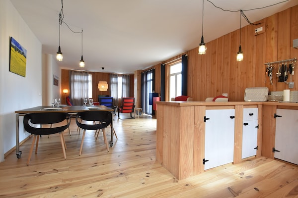 Foto van Landhuis in Cuzy met Zwembad - Vakantiehuis in Cuzy - DiningRoom