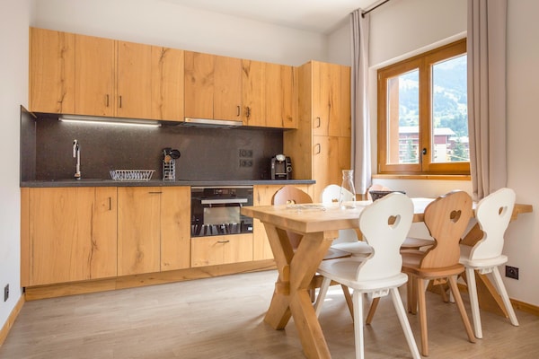 Foto van Appartement in Beaufort met Spa en Uitzicht - Vakantiehuis in Beaufort - Kitchen