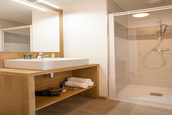 Foto van Appartement in Beaufort met Spa en Uitzicht - Vakantiehuis in Beaufort - BathRoom
