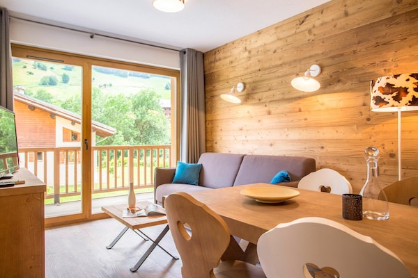 Foto van Vakantiehuis in Alpen bij Skitrails - Vakantiehuis in Beaufort - LivingRoom