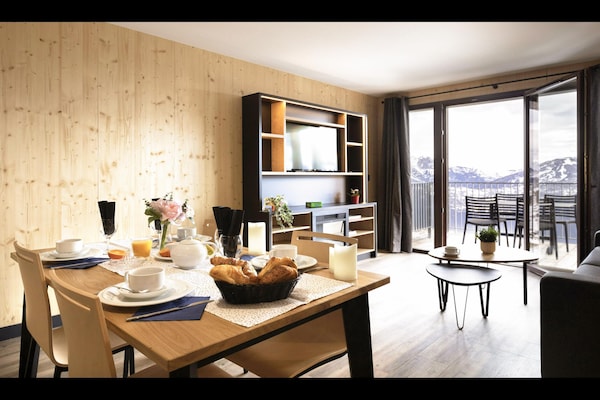 Foto van Appartement in Le Corbier met Spa & Zwembad - Vakantiehuis in Villarembert - DiningRoom