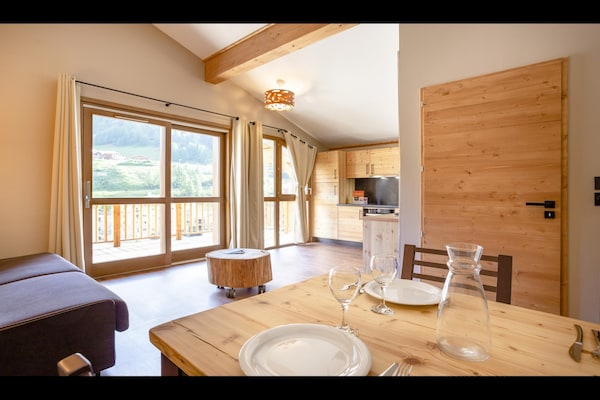 Foto van Appartement in Tignes met Spa en Zwembad - Vakantiehuis in Tignes - LivingRoom