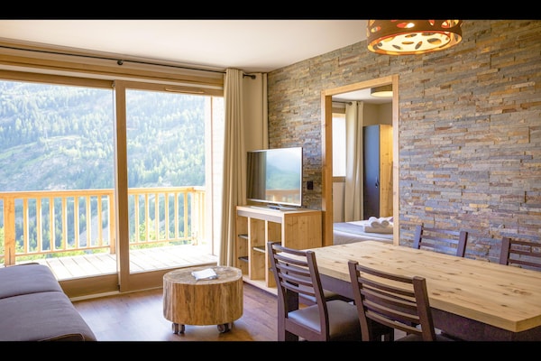 Foto van Appartement in Frankrijk met Spa & Uitzicht - Vakantiehuis in Tignes - LivingRoom