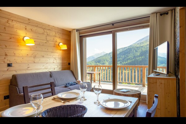 Foto van Appartement in Frankrijk met Spa & Uitzicht - Vakantiehuis in Tignes - LivingRoom
