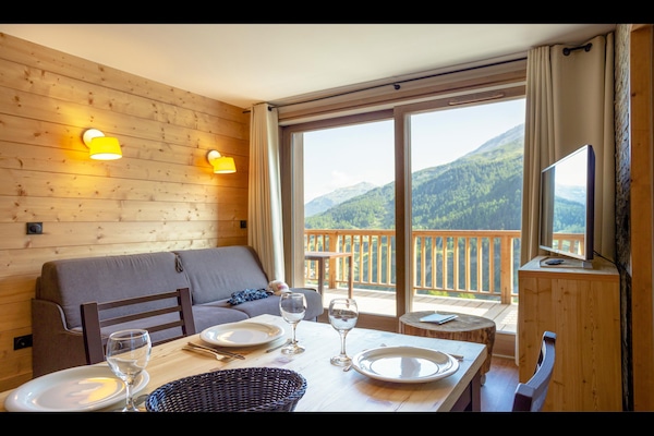 Foto van Appartement in Tignes met Spa en Zwembad - Vakantiehuis in Tignes - LivingRoom