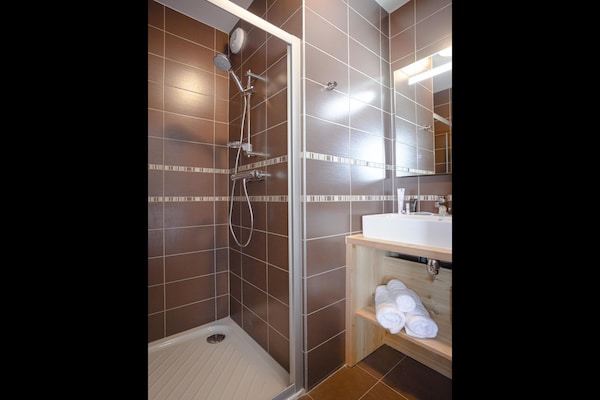 Foto van Appartement in Tignes met Spa en Zwembad - Vakantiehuis in Tignes - BathRoom