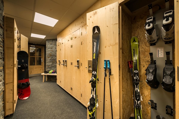 Foto van Appartement met toegang tot het zwembad - Vakantiehuis in Val Thorens - ParkFacilities