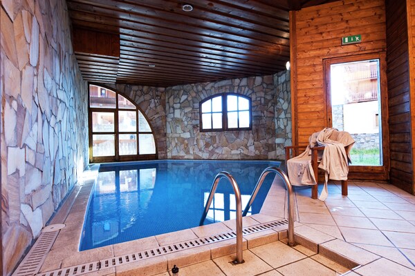 Foto van Appartement met toegang tot het zwembad - Vakantiehuis in Val Thorens - PoolOfHouse