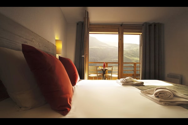 Foto van Appartement in Les Menuires met Spa & Zwembad - Vakantiehuis in St Martin de Belleville - BedRoom