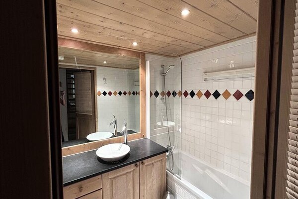 Foto van Appartement in Saint Martin met spa en zwembad - Vakantiehuis in LES BELLEVILLE - Untagged