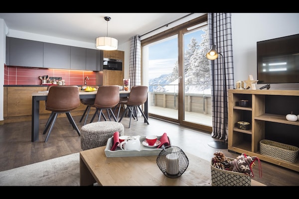 Foto van Appartement in Hauteluce met Ski-In/Ski-Out - Vakantiehuis in Hauteluce - DiningRoom