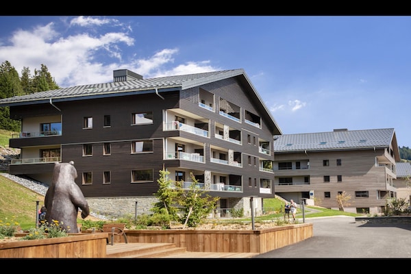 Foto van Appartement in Hauteluce met Ski-In/Ski-Out - Vakantiehuis in Hauteluce - ExteriorSummer