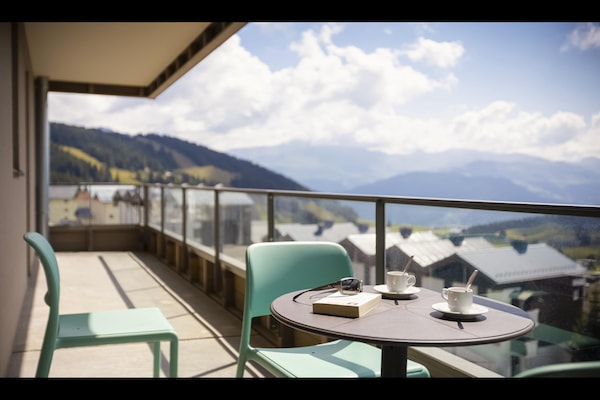 Foto van Appartement in Hauteluce met Ski-In/Ski-Out - Vakantiehuis in Hauteluce - TerraceBalcony
