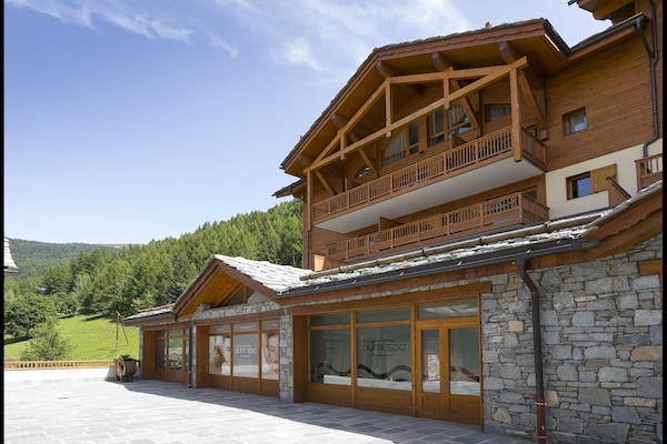 Foto van Appartement in Frankrijk met Spa en Uitzicht - Vakantiehuis in Sainte-Foy Tarentaise - ExteriorSummer
