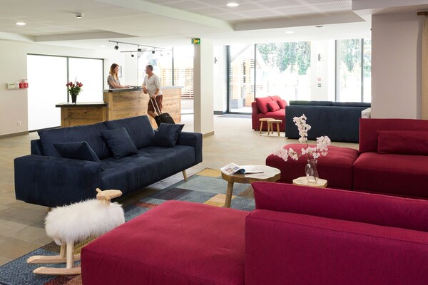 Foto van Alpine Escape met zwembad en uitzicht - Vakantiehuis in Chamonix mont blanc - HallReception