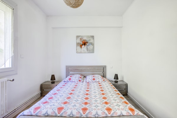 Foto van Vakantiehuis in Barry-d'Islemade met Zwembad - Vakantiehuis in Barry D'islemade - BedRoom