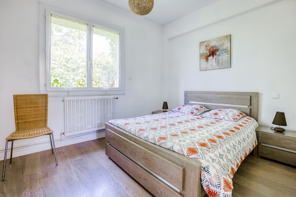Foto van Vakantiehuis in Barry-d'Islemade met Zwembad - Vakantiehuis in Barry D'islemade - BedRoom