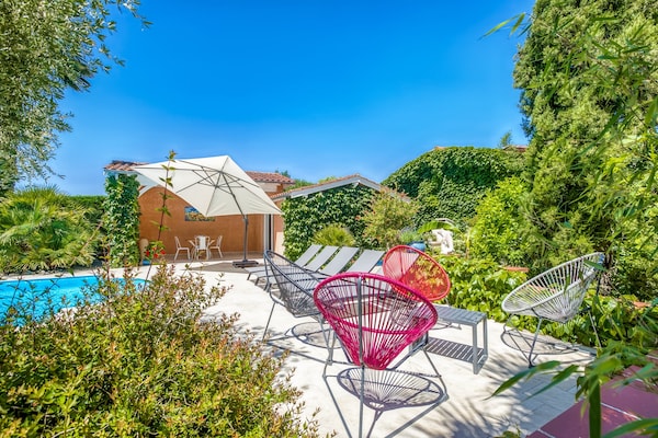 Foto van Vakantiehuis in Barry-d'Islemade met Zwembad - Vakantiehuis in Barry D'islemade - GardenSummer