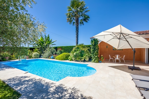 Foto van Vakantiehuis in Barry-d'Islemade met Zwembad - Vakantiehuis in Barry D'islemade - PoolOfHouse