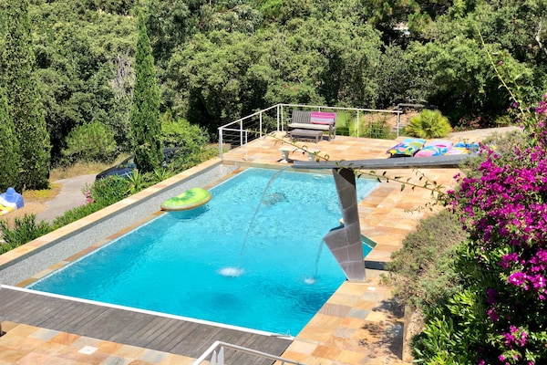 Foto van Villa in La Croix-Valmer met Zeezicht - Vakantiehuis in La Croix-Valmer - PoolOfHouse