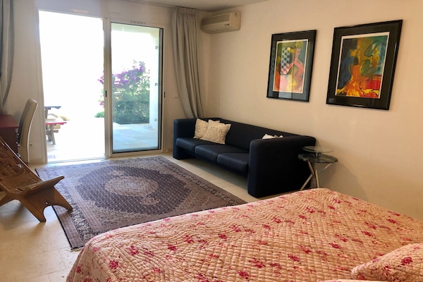 Foto van Villa in La Croix-Valmer met Zeezicht - Vakantiehuis in La Croix-Valmer - BedRoom