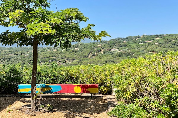 Foto van Villa in La Croix-Valmer met Zeezicht - Vakantiehuis in La Croix-Valmer - GardenSummer
