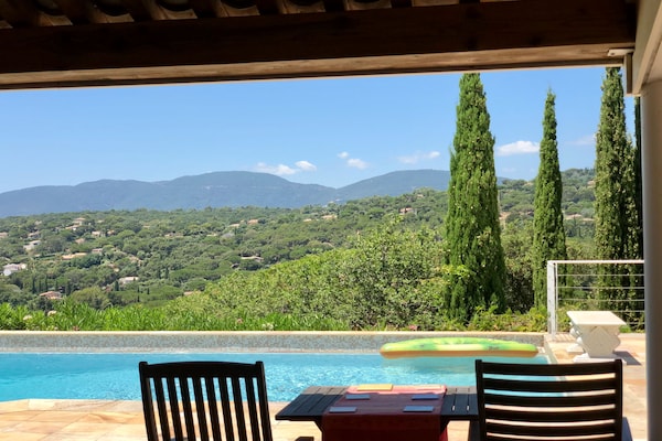 Foto van Villa in La Croix-Valmer met Zeezicht - Vakantiehuis in La Croix-Valmer - ViewSummer