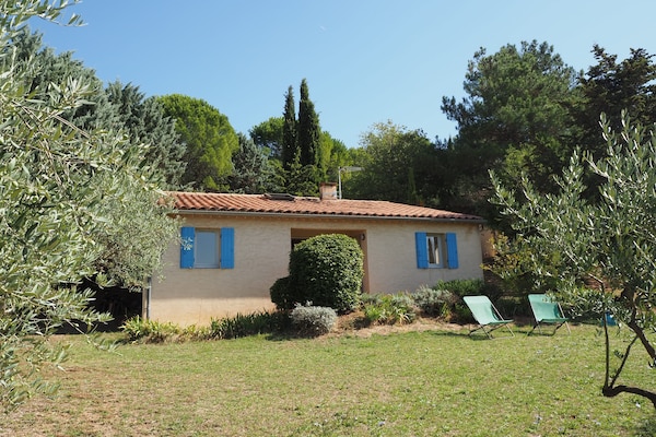 Foto van Cottage in Luberon bij Apt Markt - Vakantiehuis in Apt - ExteriorSummer