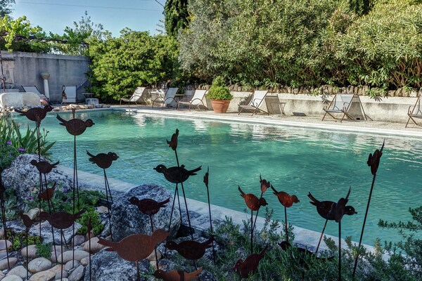 Foto van Cottage in Oppède met Zwembadplezier - Vakantiehuis in Oppède - PoolOfHouse