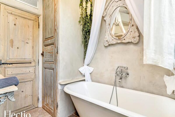 Foto van Appartement in Oppède met verwarmd zwembad - Vakantiehuis in Oppède - Untagged