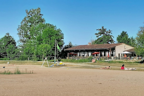 Foto van Chalet aan het meer, Moncontour Park - Vakantiehuis in Moncontour - AreaSummer1KM