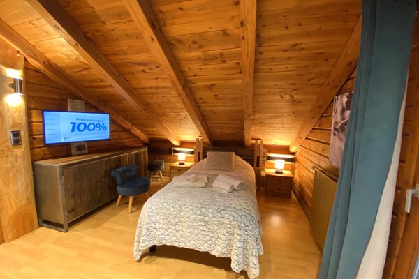 Foto van Chalet in La Bresse met Uitzicht op Bergen - Vakantiehuis in La Bresse - BedRoom