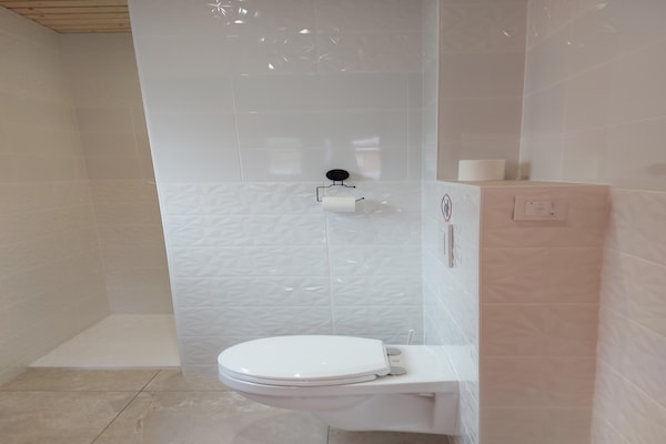 Foto van Chalet in St. Maurice bij Ballon d'Alsace - Vakantiehuis in Saint-Maurice-sur-Moselle - BathRoom