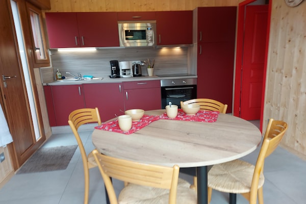 Foto van Chalet in St. Maurice bij Ballon d'Alsace - Vakantiehuis in Saint-Maurice-sur-Moselle - DiningRoom