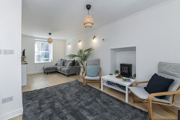Foto van Cottage in Snowdonia met Filmkamer & Uitzicht - Vakantiehuis in Blaenau Ffestiniog - LivingRoom
