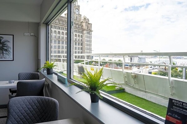 Foto van Atlantic Tower hotel van Sunday Junior Suite - Vakantiehuis in Liverpool - BedRoom
