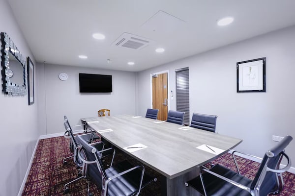 Foto van Gloucester Robinswood By Sunday - Junior Suite - Vakantiehuis in Gloucester - HotelFacilitiesAndServices