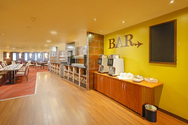 Foto van Gloucester Robinswood By Sunday - Junior Suite - Vakantiehuis in Gloucester - HotelFacilitiesAndServices