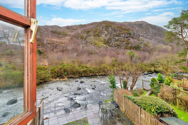 Foto van Beddgelert Cottage Escape - Vakantiehuis in Caernarfon - ViewSummer