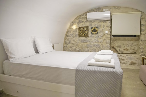 Foto van Appartement in Areopoli bij Limeni Strand - Vakantiehuis in Areopoli - BedRoom
