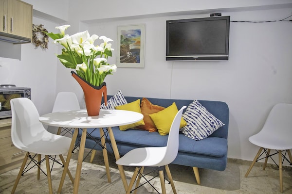 Foto van Studio in Areopoli bij Limeni Strand - Vakantiehuis in Areopoli - LivingRoom