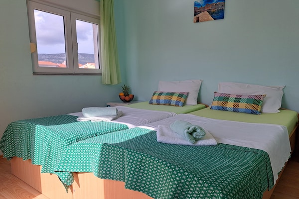 Foto van Appartement in Kastel bij de Zee - Vakantiehuis in Kaštel Štafilić - BedRoom