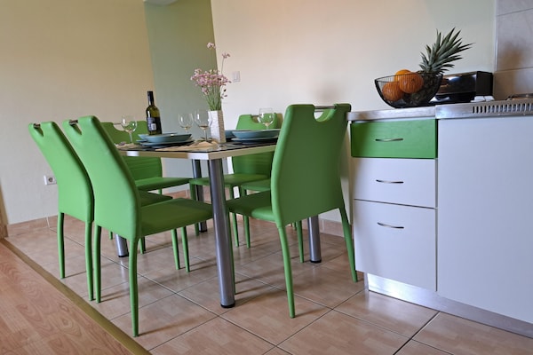 Foto van Appartement in Kastel bij de Zee - Vakantiehuis in Kaštel Štafilić - LivingRoom