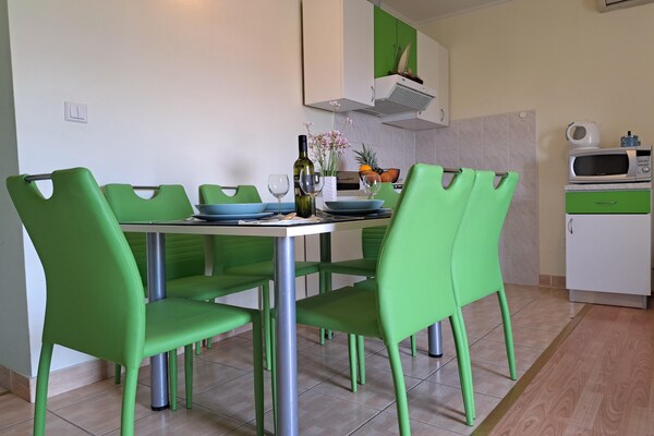 Foto van Appartement in Kastel bij de Zee - Vakantiehuis in Kaštel Štafilić - LivingRoom