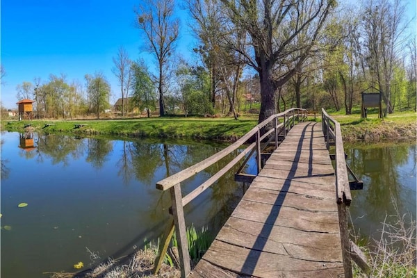 Foto van Vakantiehuis Neoric met Verwarmd Zwembad - Vakantiehuis in Neorić - AreaSummer20KM