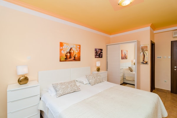 Foto van Hotel Pansion Villa Antonio - Standard Double Room 5 - BedRoom